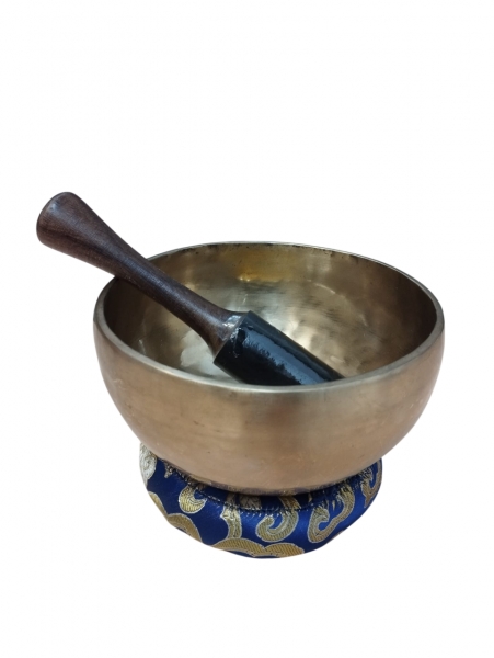 TIBETAN SINGING BOWLS TIBETAN SINGING BOWL MADE OF 7 METALS, HANDMADE IN - com Etnika Slog d.o.o.