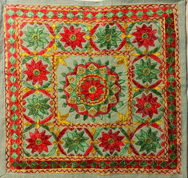 PREVLEKE ZA BLAZINE PREVLEKA ZA BLAZINO VELIKOST: 39X39 CM.br / - com Etnika Slog d.o.o.